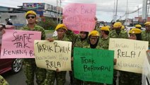 Sabah Rela holds peaceful protest outside Shafie's house over remarks