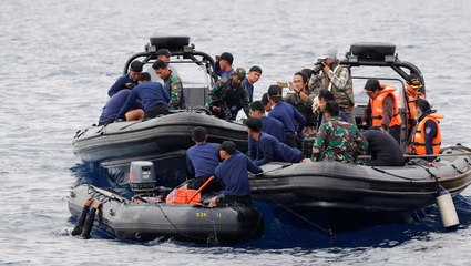 Indonesia steps up search for Lion Air plane