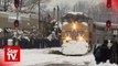 Amtrak train freed after 37 hours in snowy Oregon