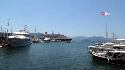Lüks yolcu gemisi Marmaris’e bu kez yolcusuz geldi