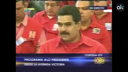 Chávez muestra la camiseta con el ‘¿Por qué no te callas?' del Rey