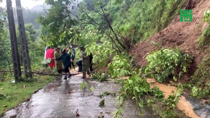 Nhiều địa phương "oằn mình" trong đợt mưa lớn | VTC