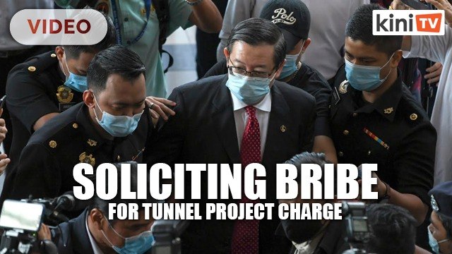 Guan Eng arrives at court to face charge of soliciting bribes