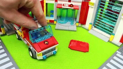 Télécharger la video: Carrinho de bombeiros - Bombeiro Sam e carrinhos da patrulha canina Fire truck Toys