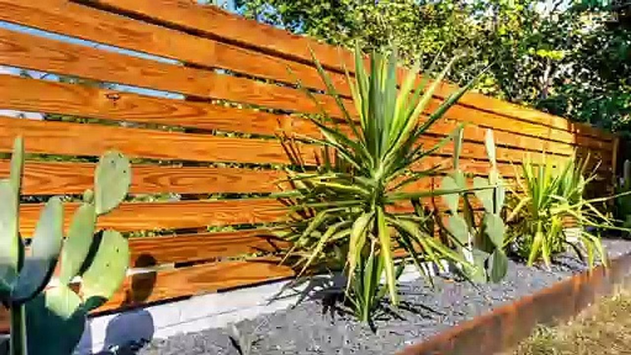 Top 80 Beautiful Fences Made Of Wood and Stone