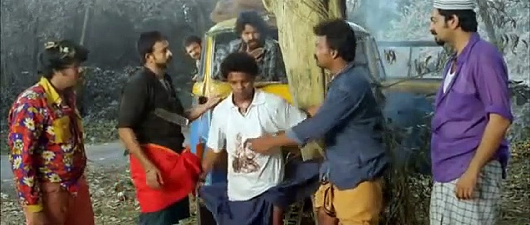 aadu full comedy scenes