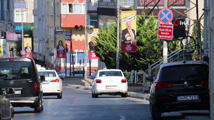 Sorumsuz sürücüler E-5 yan yolu otoparka çevirdi