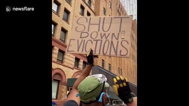 New York Governor extends eviction moratorium by 30 days