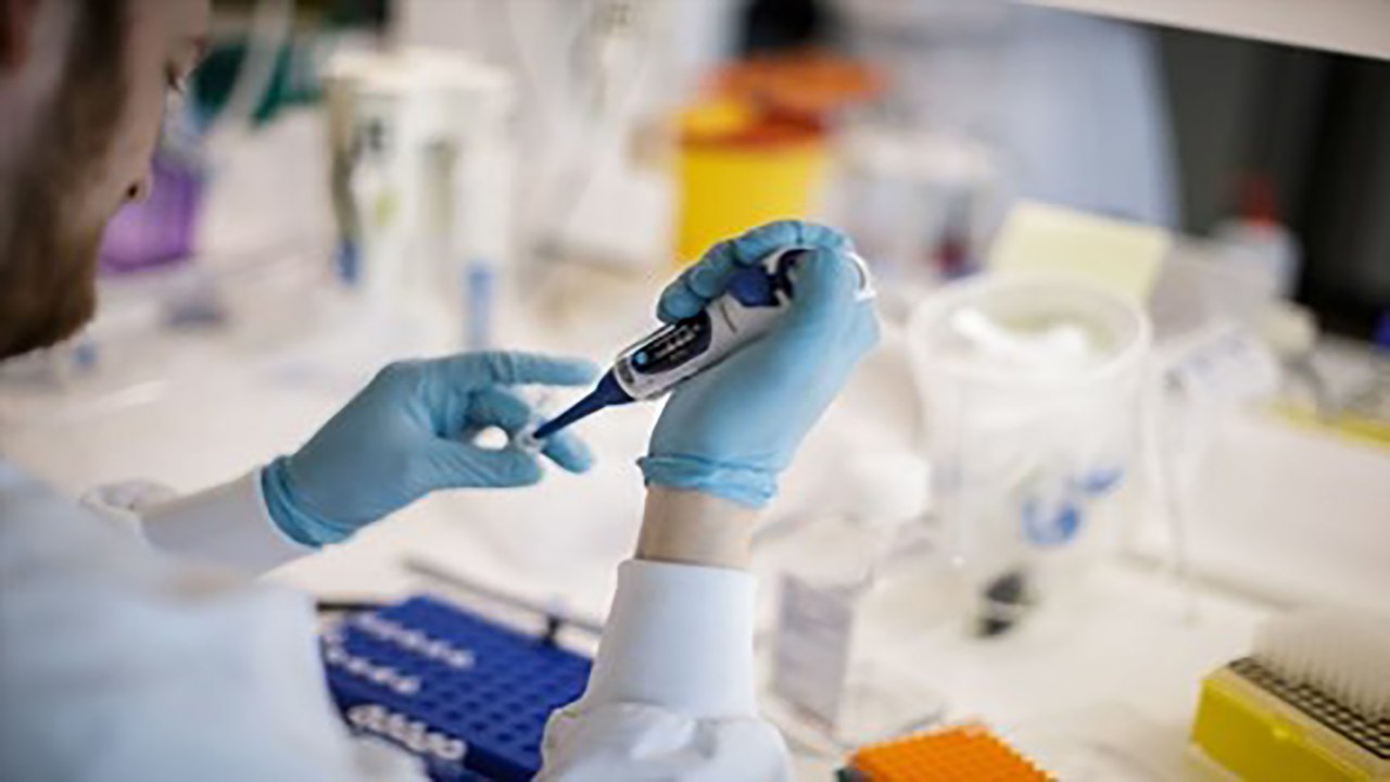 Indonesia thử nghiệm vaccine Covid-19 do Trung Quốc sản xuất | VTC
