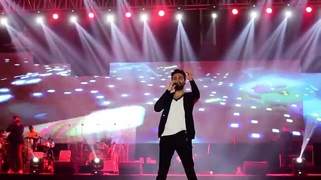 Vishal_&_Sheker,sings_in_Kota_lalten_festival_.8051(360p)