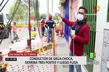 San Martín de Porres: Conductor de grúa choca, derriba tres postes y luego fuga