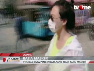 Descargar video: Terjaring Razia Masker, Sejumlah Warga Protes