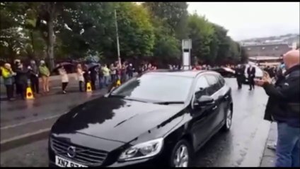 Derry says thanks as a mighty oak falls