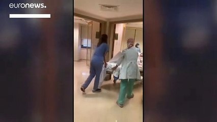 شاهد: سيدة تضع رضيعها أثناء الإنفجار الذي هزَ مرفأ بيروت