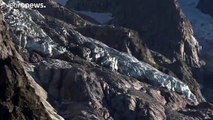 إيطاليا: إخلاء منتجع سياحي ومنازل تحسباً من انهيار جليدي في جبال الألب