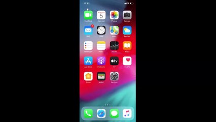 How to Access the Camera Timer on iPhone XR (iOS 13.6)?