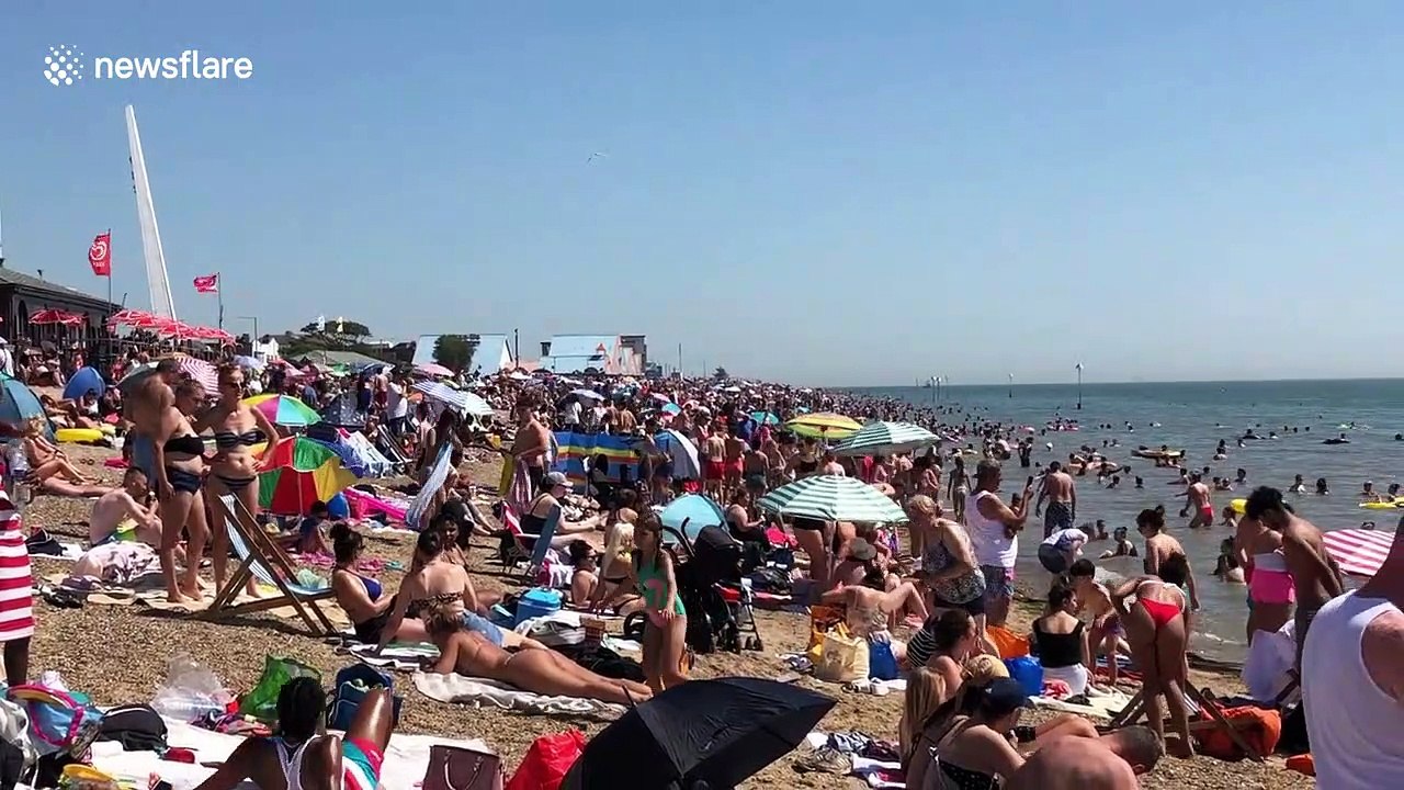Southend beach jam-packed as heatwave hits UK
