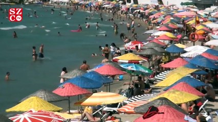 Sahillerde havlu serecek yer kalmadı! Tabipler o görüntüler için 'sağlık sistemi çökebilir' uyarısı yaptı