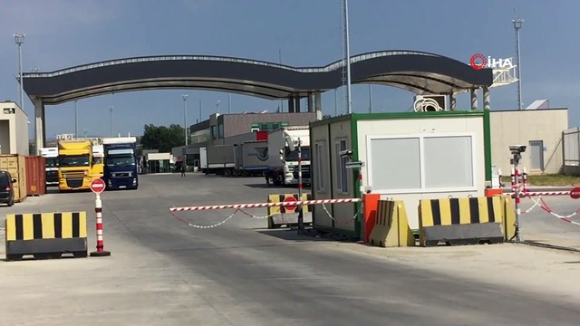 Yunanistan’dan şok karar... Trakya Gümrük ve Dış Ticaret Bölge Müdürlüğü bu akşam itibariyle Yunanistan’ın İpsala Gümrük Kapısını kapatacağını açıkladı