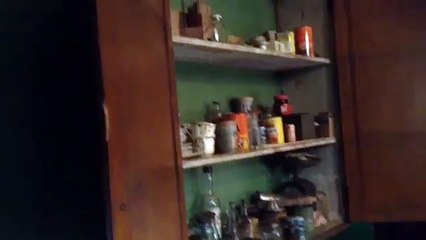 Mr Straws house kitchen