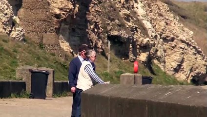 How will the police cope with heatwave beach crowds?