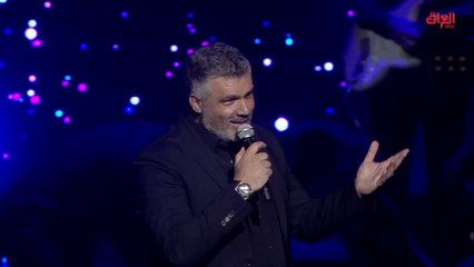 فارس كرم يشعل أجواء المسرح بأغنية بدنا نولعها