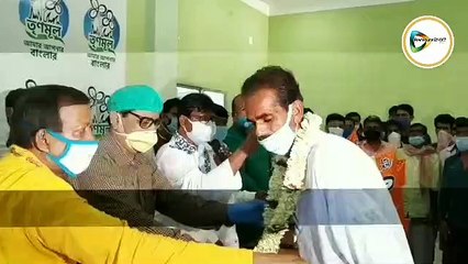 এবার জাতীয় কংগ্রেসের ঘরে ভাঙ্গন! ৫৫০ টি পরিবারকে সাথে নিয়ে তৃণমূলে যোগ দিলেন বরিষ্ট নেতা অরুণ পাঠক।