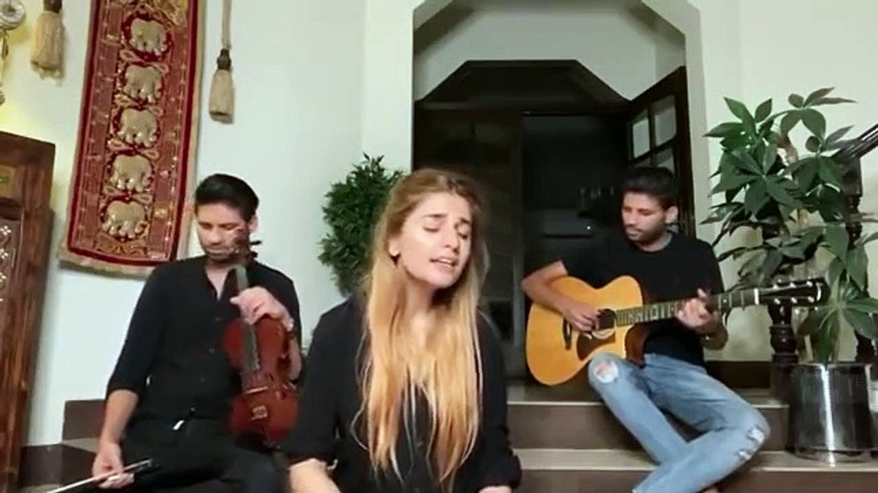 Na Kaho (Cover) Aaroh _ Momina Mustehsan _ Leo Twins