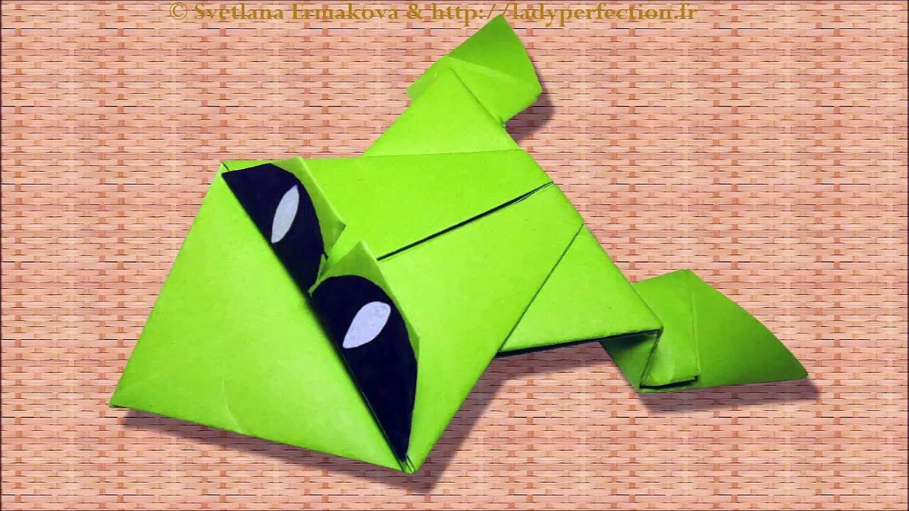 Origami facile :  Grenouille sauteuse-championne qui saute le mieux !