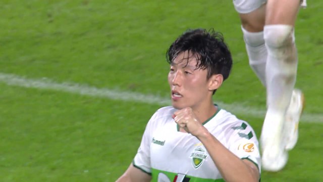 '김보경 2골' 전북, 대구에 완승...선두 울산과 승점 1점 차 / YTN