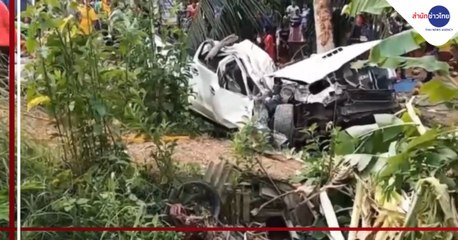 กระบะยางหน้าระเบิด พุ่งชน จยย. ตาย 3 สาหัส 2