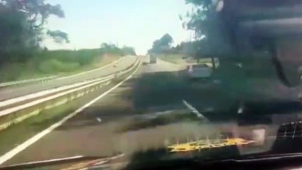 Impressionante: transportando maconha, motorista foge da PRF e causa riscos em Tibagi