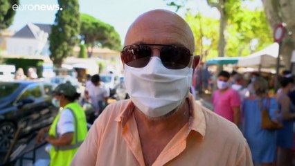 COVID-19: Επεκτείνεται η υποχρεωτική χρήση μάσκας σε εξωτερικούς χώρους στην Ευρώπη