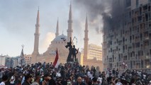 العالم يتداعى لمساندة بيروت واللبنانيون يريدون محاسبة النظام