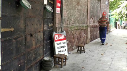 Çocuk yaşta başladığı mesleğinin son ustalarından oldu