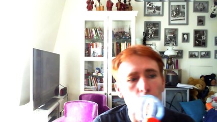 Wiwi égratigne "Nicola"