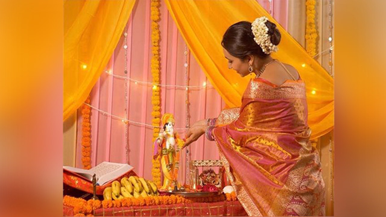 Janmashtami Vrat Vidhi | ऐसे करें जन्माष्टमी का व्रत और पूजन | Janmashtami Vrat Vidhi 2020 । Boldsky