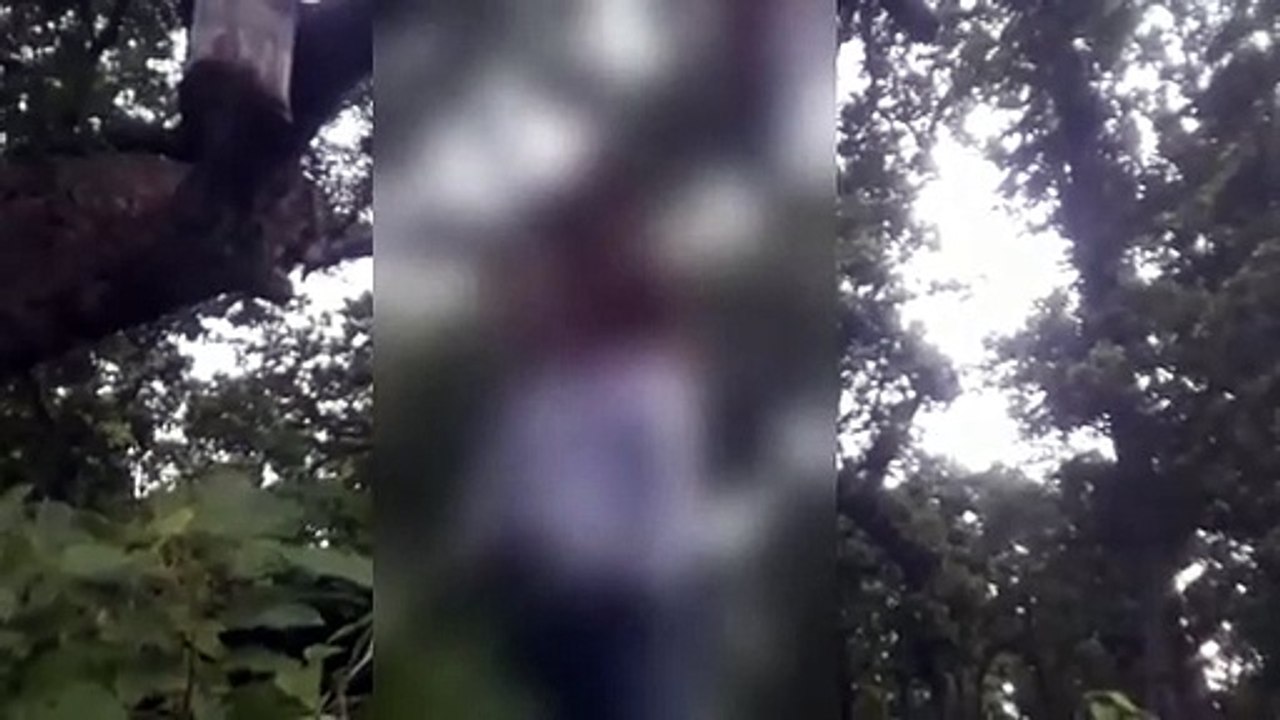 अलग 2 समुदाय के युवक व युवती के एक साथ शव पेड़ से लटके मिले