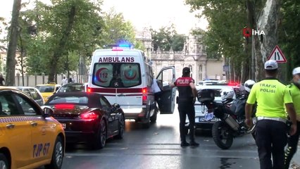 Beşiktaş'ta kontrolü kaybeden motosiklet yayalara çarptı
