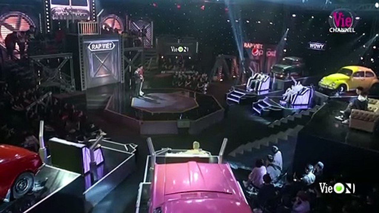 #3 Suboi, Binz, Karik, Wowy tung nón vàng tước quyền Rhymastic, JustaTee vì siêu thí sinh - RAP VIỆT