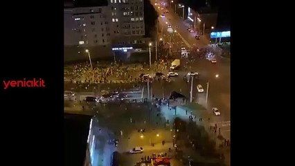 Minsk'te çatışmalar devam ediyor! Polis bomba bile kullanıyor