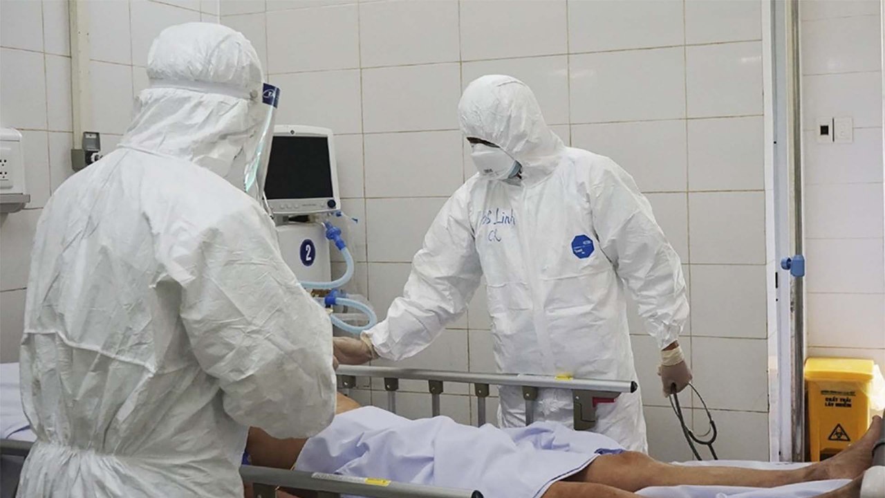 Suy thận mạn, thêm 2 bệnh nhân Covid-19 tử vong | VTC