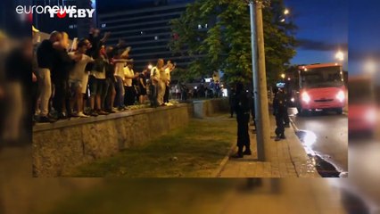 Dezenas de detenções em protestos na Bielorrússia