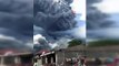 Endonezya'daki Sinabung Yanardağı bir haftada 3. kez patladı