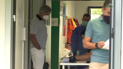 La plantilla del Betis comienza la pretemporada con test PCR