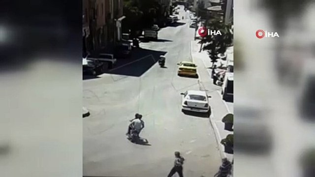 Başkent'te Motosiklet kazası güvenlik kamerasına yansıdı
