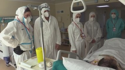 Los fallecidos por COVID-19 en Rusia superan los 15.000