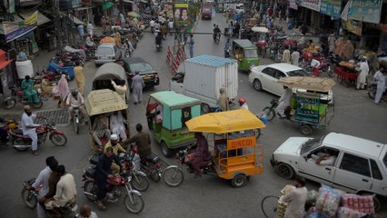 Pakistan partial lockdown measures to lift