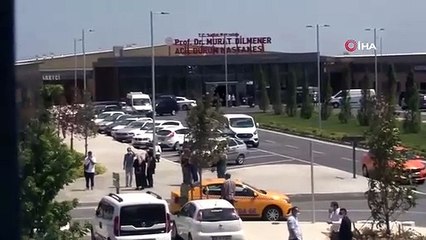 İstanbul'da pandemi hastanesinin önünde koronavirüs test kuyruğu!