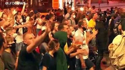 Λευκορωσία: Η Τιχανόφσκαϊα καλεί τον Λουκασένκο να "παραδώσει την εξουσία" - 3000 συλλήψεις